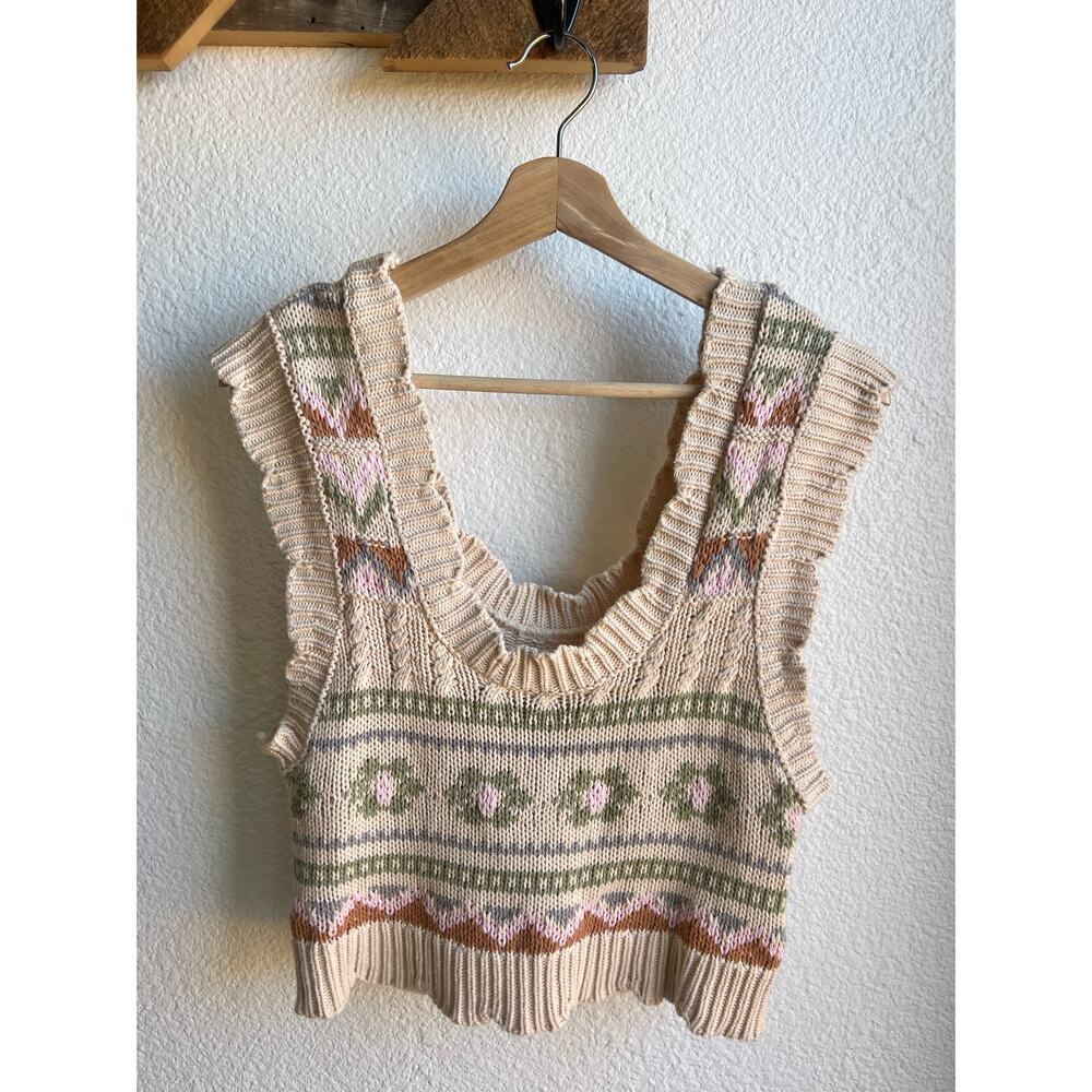 Anthropologie Cream Scalloped Sleeveless Sweater Vest - Picture 4 of 10